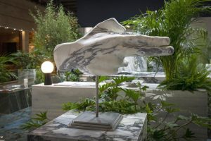 Courtesy Salone del Mobile.Milano_Alessandro Russotti5-meble-005 Gorące trendy prosto z Mediolanu. Co królowało podczas targów designu Salone del Mobile 2022?